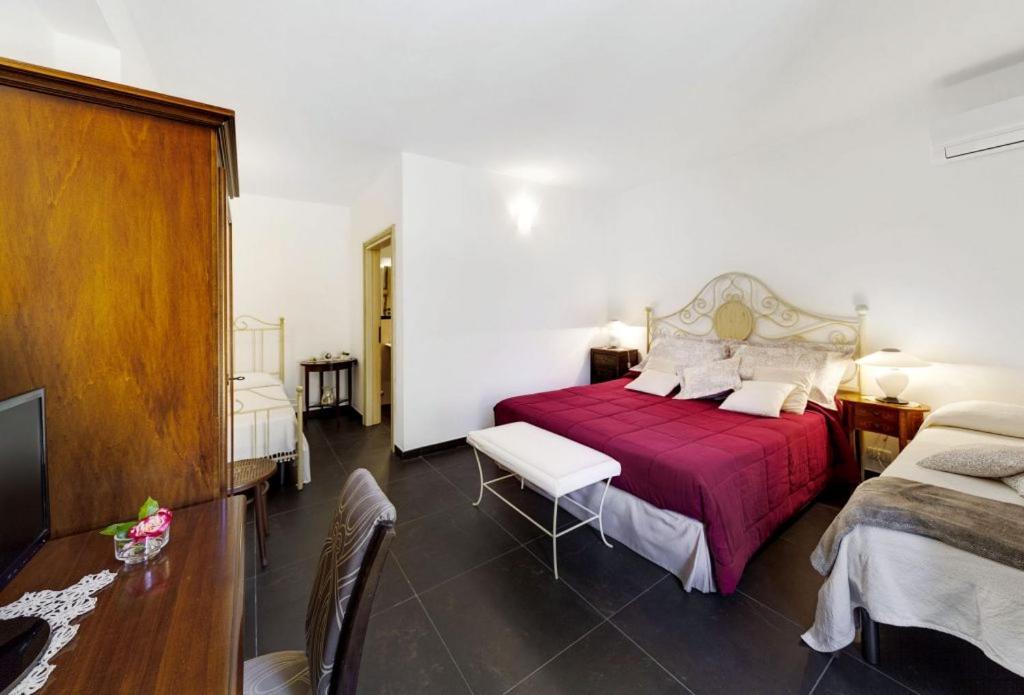 Silva Suri Casa de hóspedes Marina di Ragusa Exterior foto