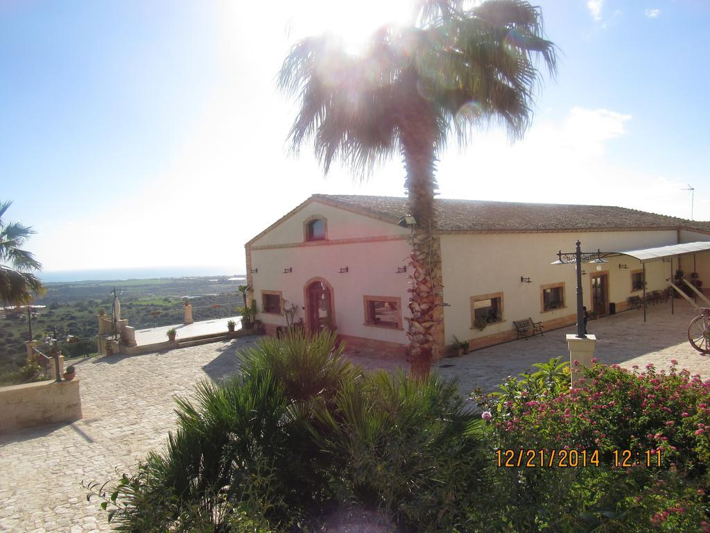 Silva Suri Casa de hóspedes Marina di Ragusa Exterior foto