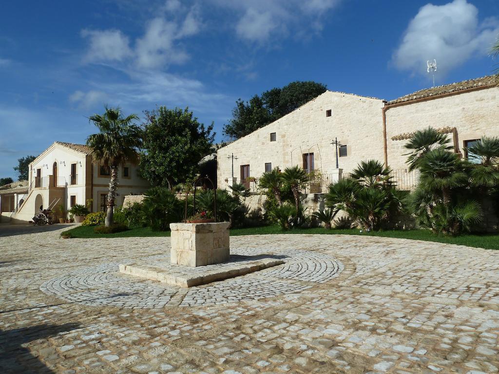 Silva Suri Casa de hóspedes Marina di Ragusa Exterior foto