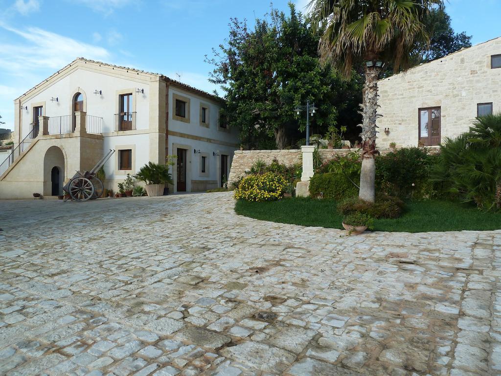 Silva Suri Casa de hóspedes Marina di Ragusa Exterior foto